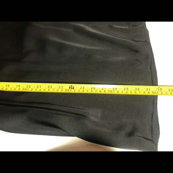 PRICE FIRM NO DISCOUNTS BCBG Slinky Mini LBD size 6 Balloon sleeves - Picture 4 of 6